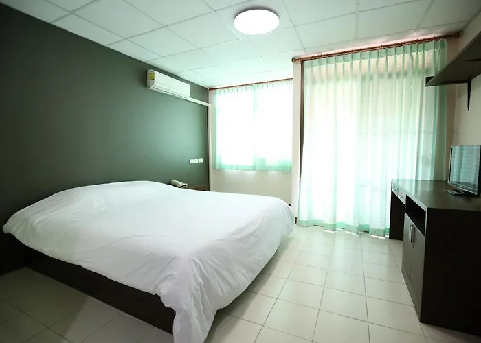 De Junction House Aparthotel Bangkok